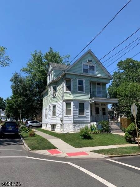 200 Pershing Ave - Photo 1