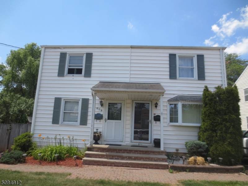 611 Thompson Ave - Photo 1
