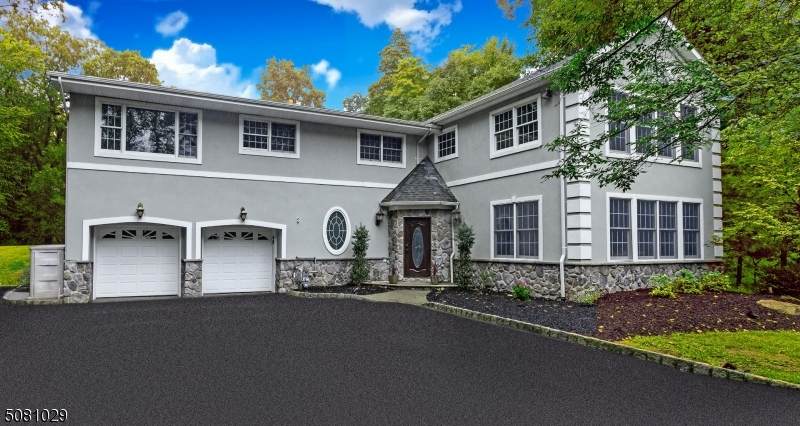 43 Hillcrest Rd - Photo 1
