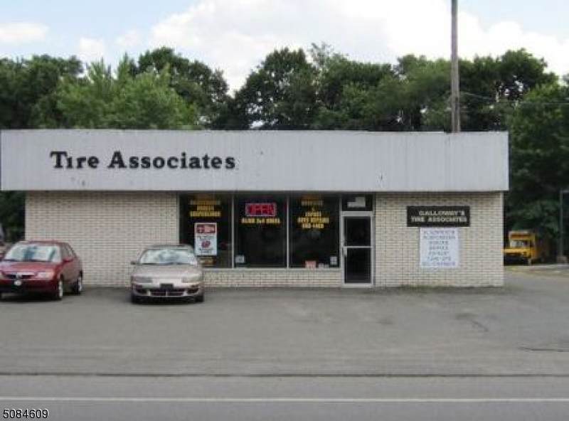 245 E Washington Ave - Photo 1