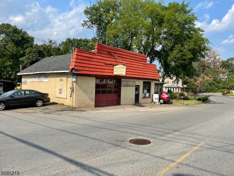 409 Central Ave - Photo 1