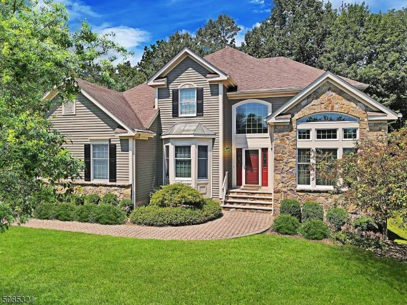 5 Talmadge Ln - Photo 1
