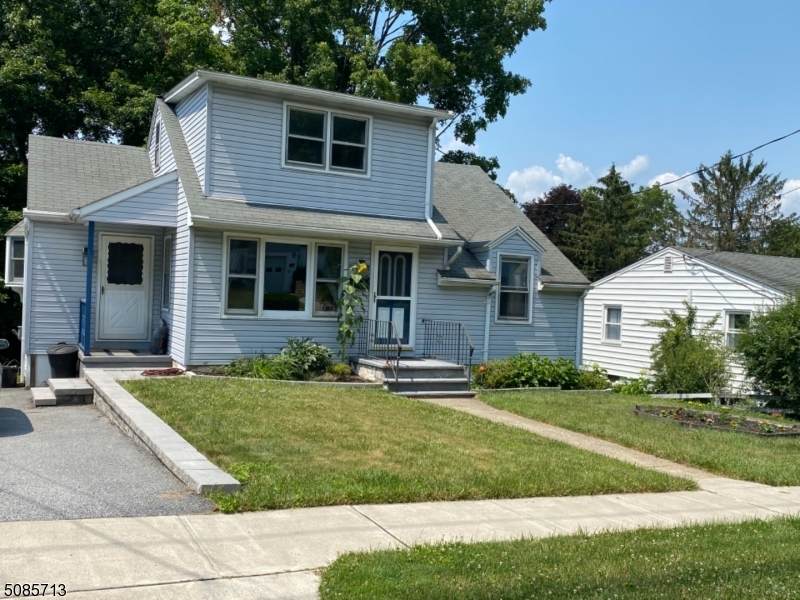 42 Hillside Ter - Photo 1