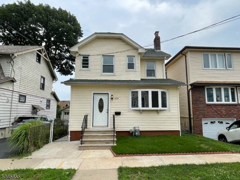 436 Dewitt Ave - Photo 1