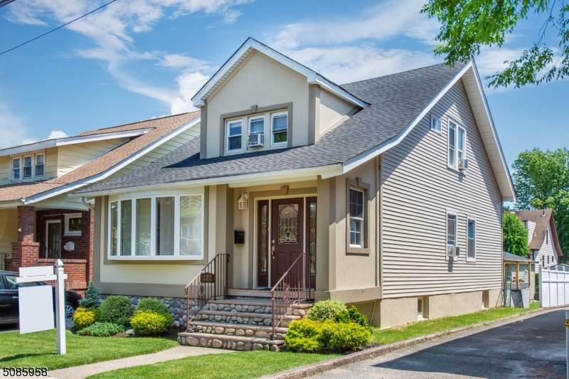 227 Union Ave - Photo 1