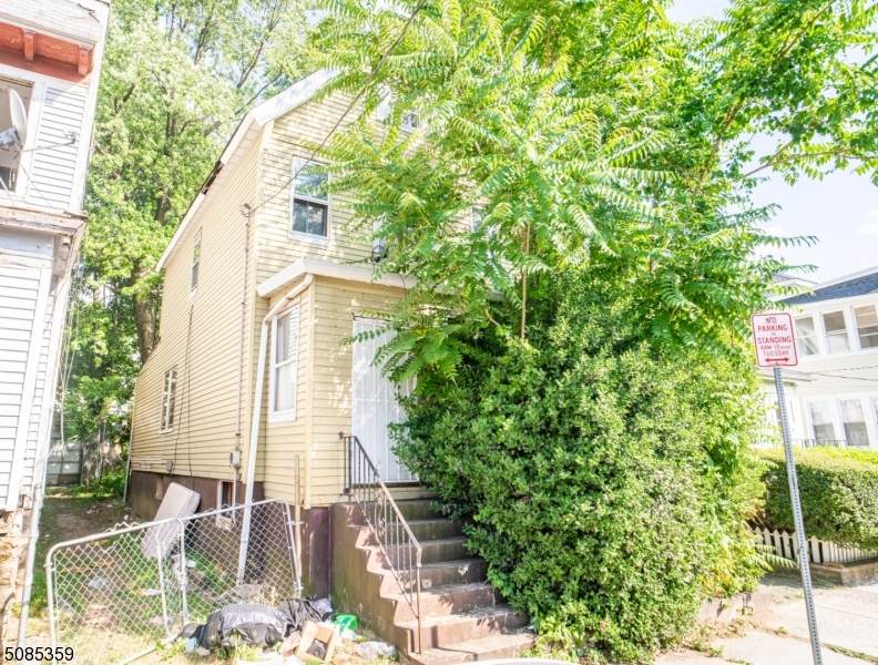 12 Boylan St - Photo 1