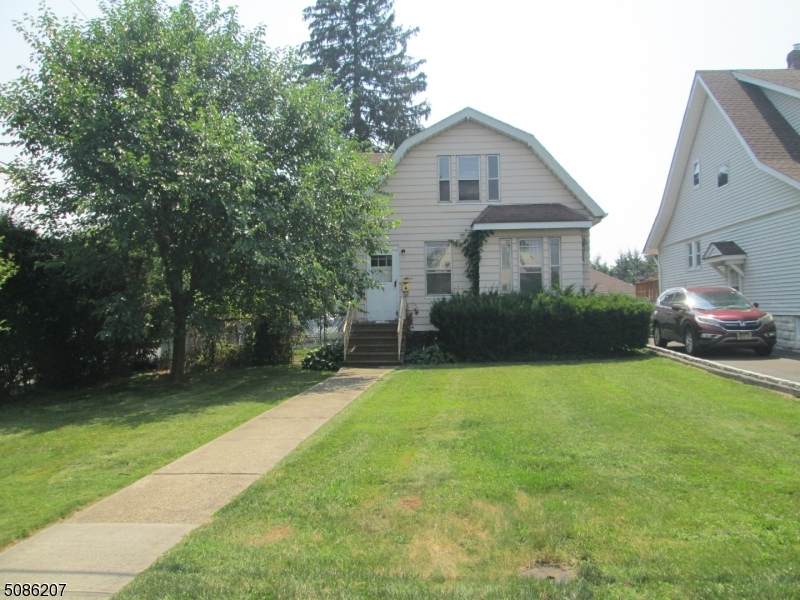 1 Plymouth Rd - Photo 1