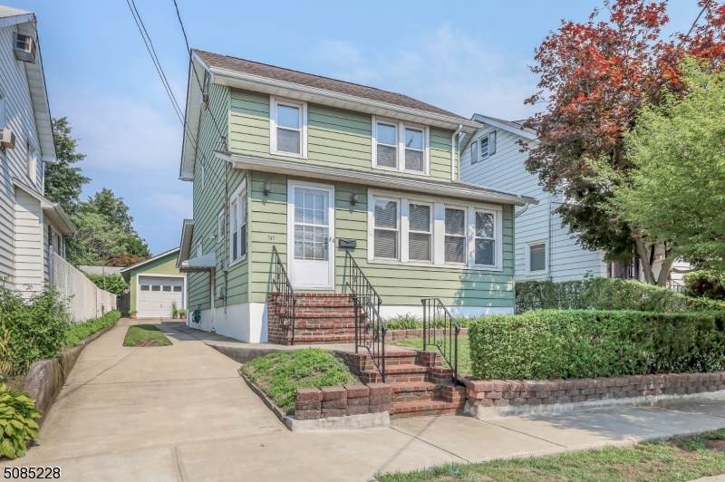 747 6Th St - Photo 1