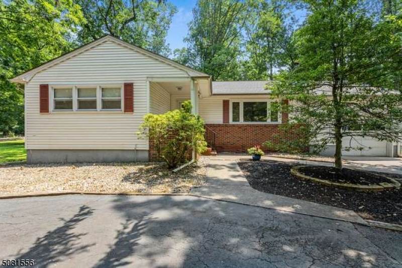 112 Woods Rd - Photo 1