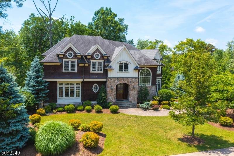 4 Berkshire Dr - Photo 1