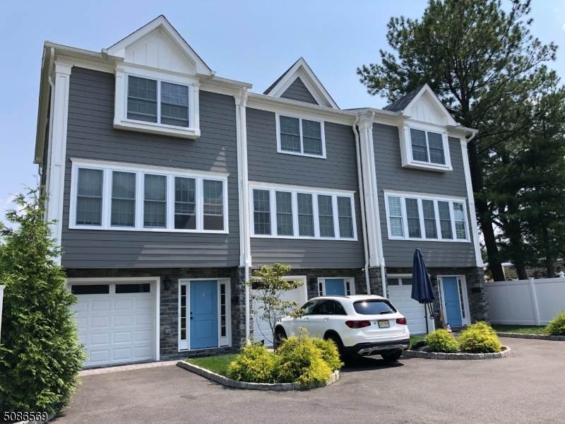 112 Cacciola Pl - Photo 1