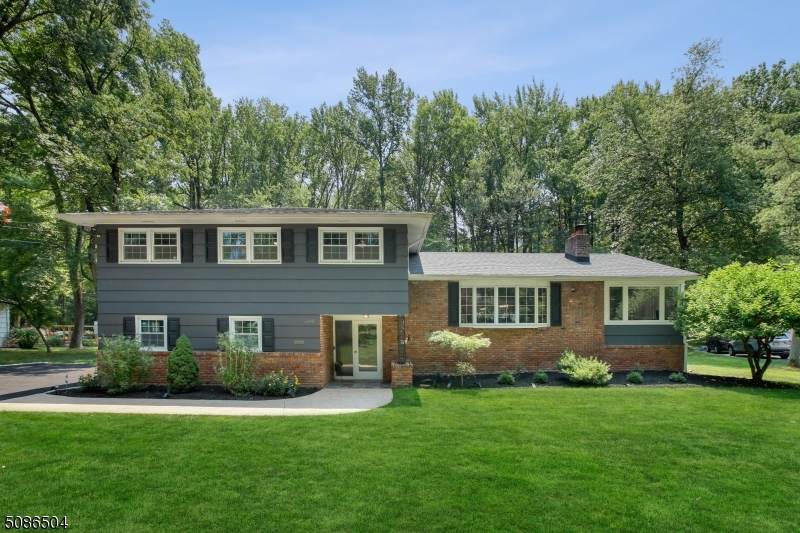 1248 Sleepy Hollow Ln - Photo 1
