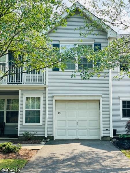 313 Hannah Way - Photo 1