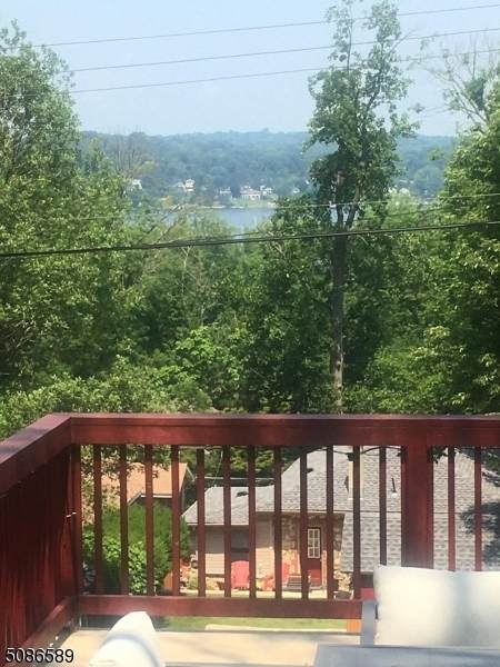 28 Cayuga Ave - Photo 1
