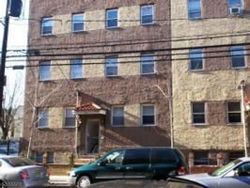 600 N 6Th St - Photo 1