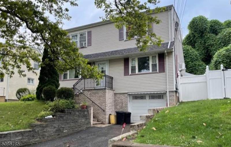 143 Hickory St - Photo 1