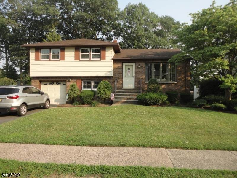 122 Bell Ave - Photo 1