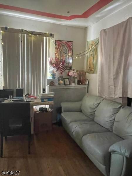 363 E 28Th St - Photo 1