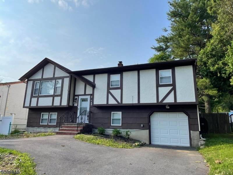 619 Knoll Rd - Photo 1
