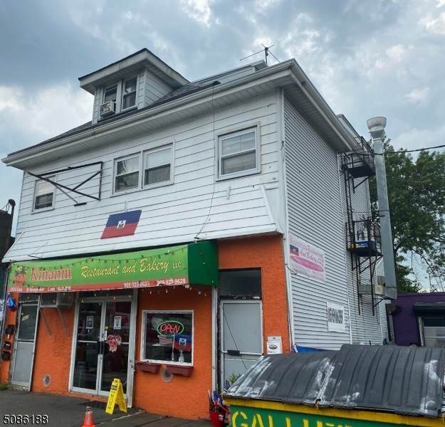 1410 E St Georges Ave - Photo 1