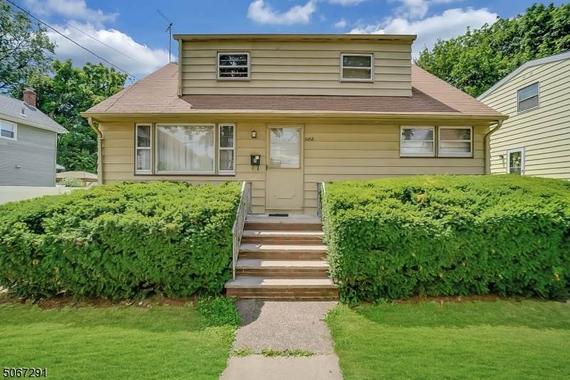 1068 Prospect St - Photo 1