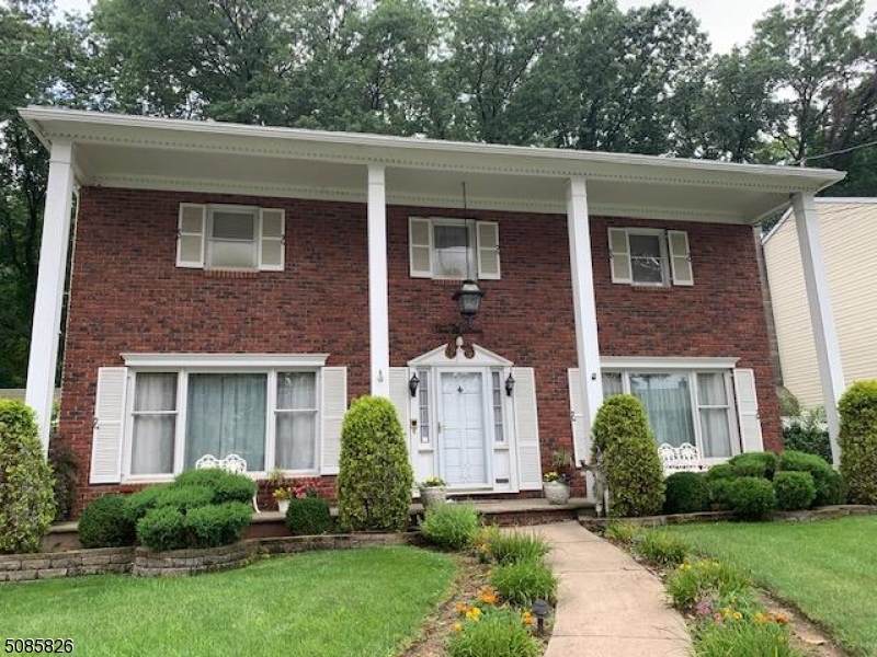 1018 Lowden Ave - Photo 1