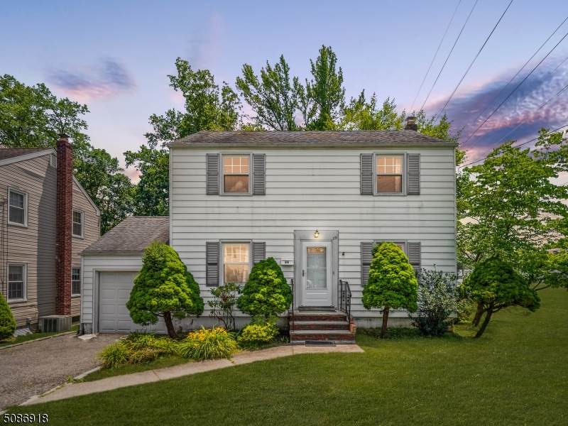 89 Darling Ave - Photo 1
