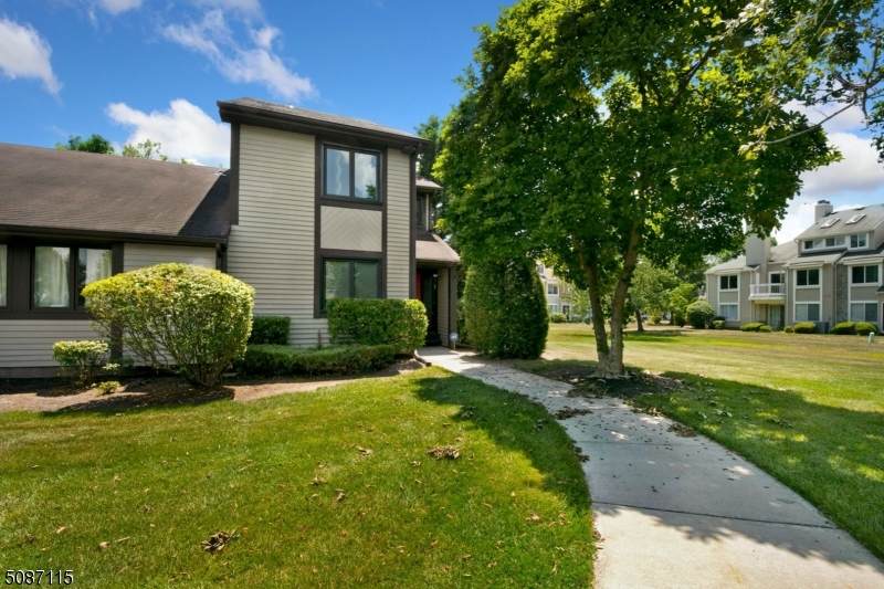 9 Chelsea Ct - Photo 1