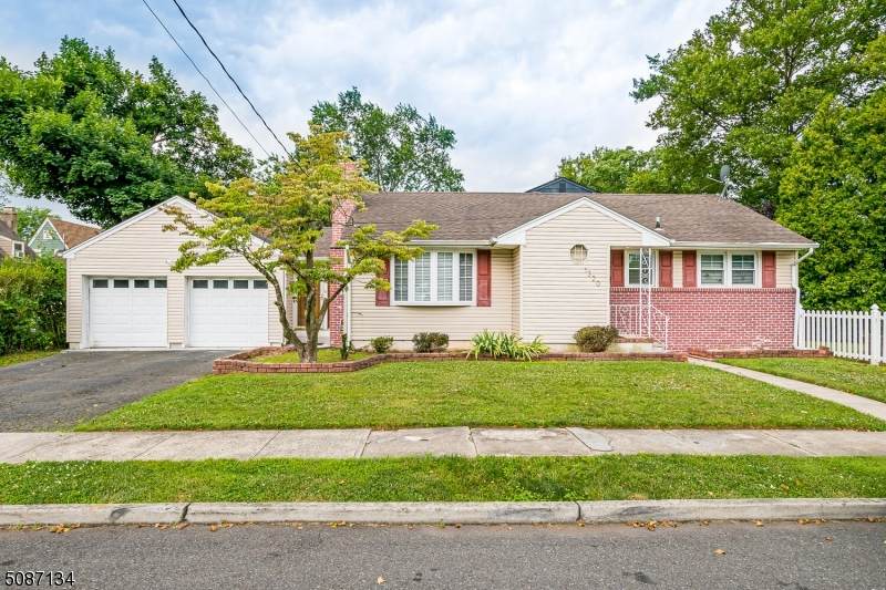 1320 S End Pkwy - Photo 1