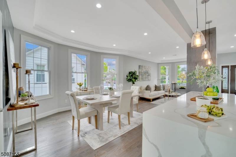 68 Seeley Ave - Photo 1