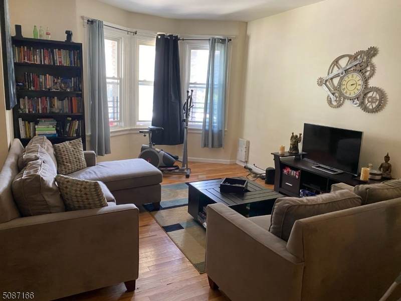 853 S 15Th St - Photo 1