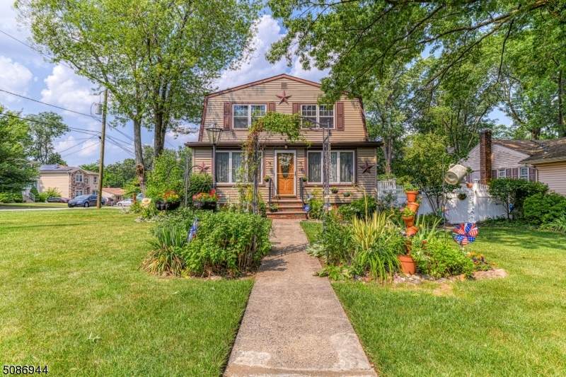 40 Cedar St - Photo 1