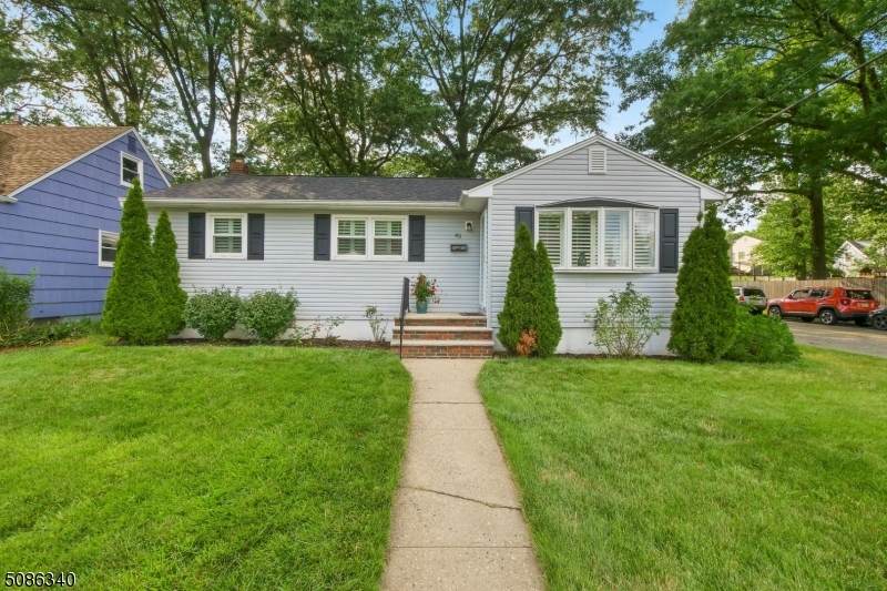 45 W Park Ave - Photo 1