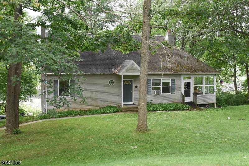 8 Solar Rd - Photo 1