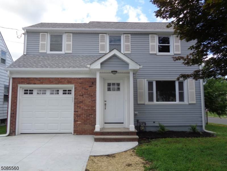 1060 Schneider Ave - Photo 1