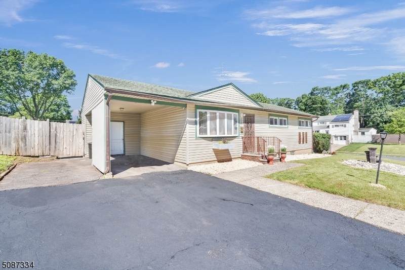 224 Park St - Photo 1