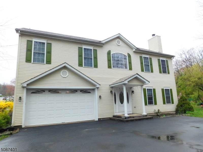 2 Fleetwood Dr - Photo 1