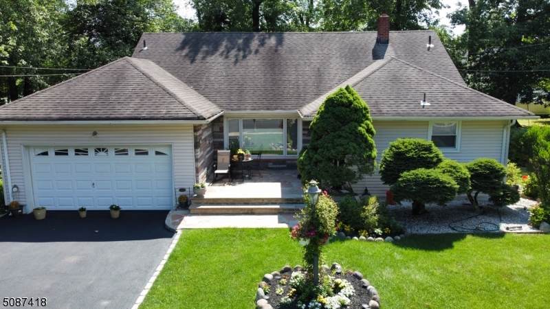 68 Brian Rd - Photo 1