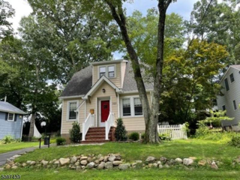 162 Center Ave - Photo 1