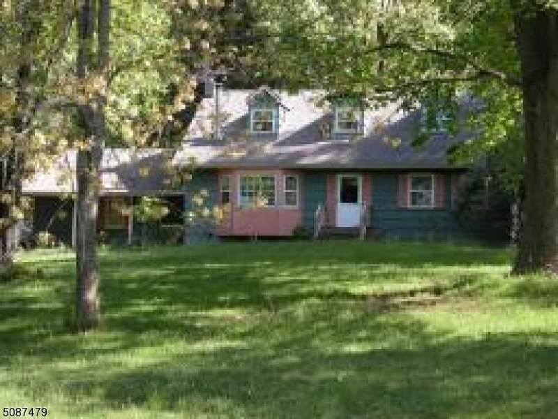 207 Dee Dee Dr - Photo 1