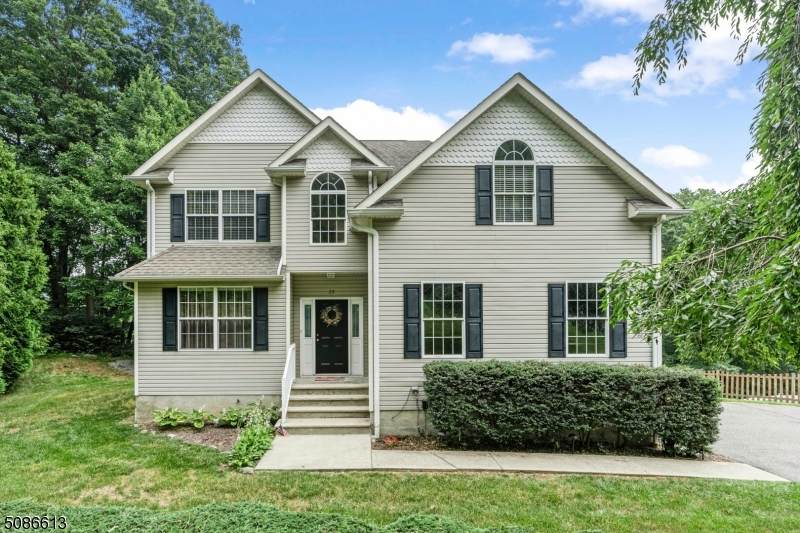 25 Highview Ter - Photo 1