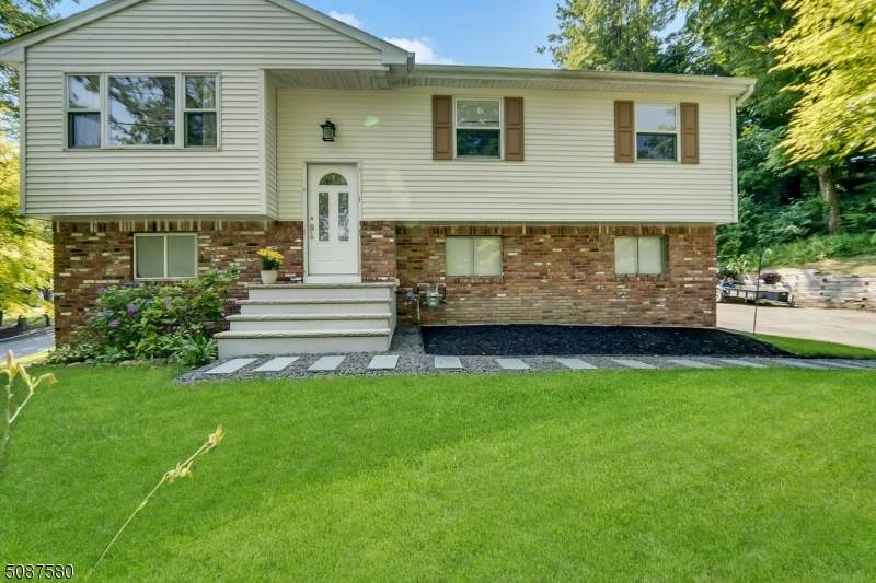 20 Warren Pl - Photo 1