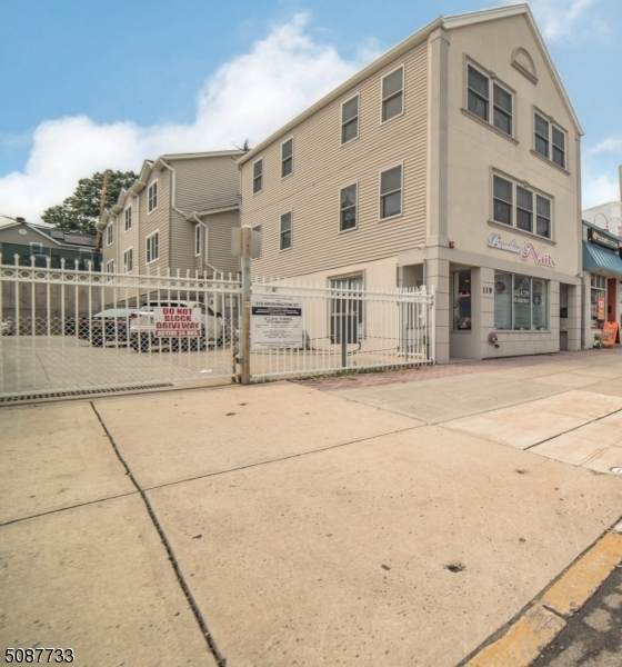 119 Washington Ave - Photo 1