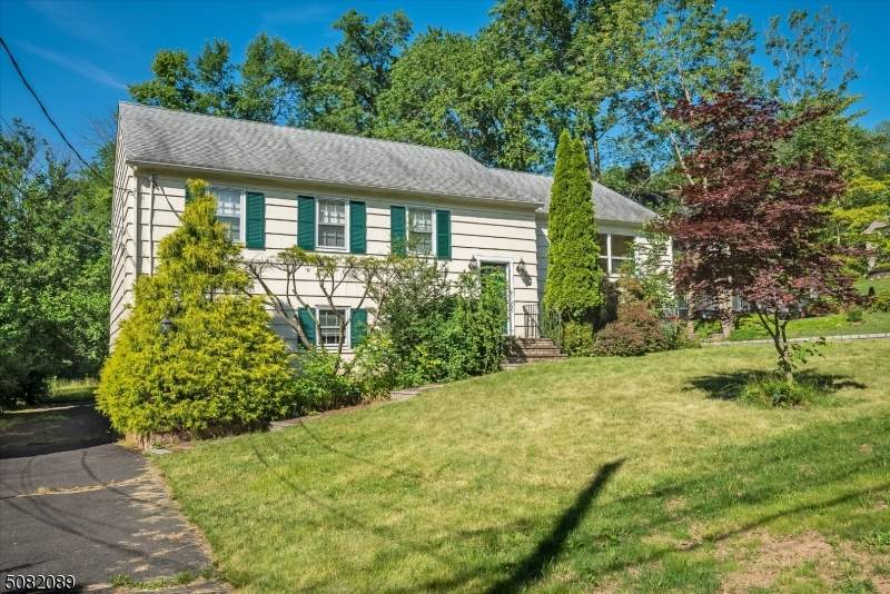 62 Mountain Ave - Photo 1