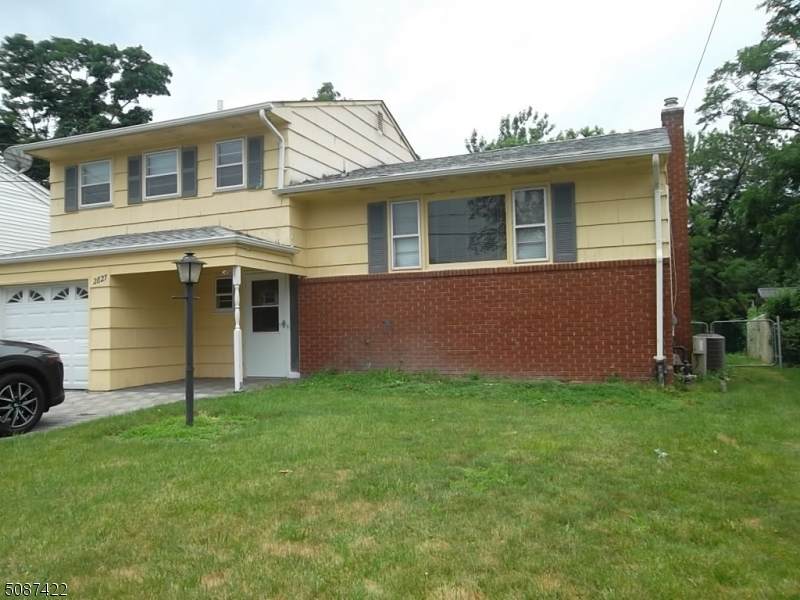 2827 Debra Way - Photo 1