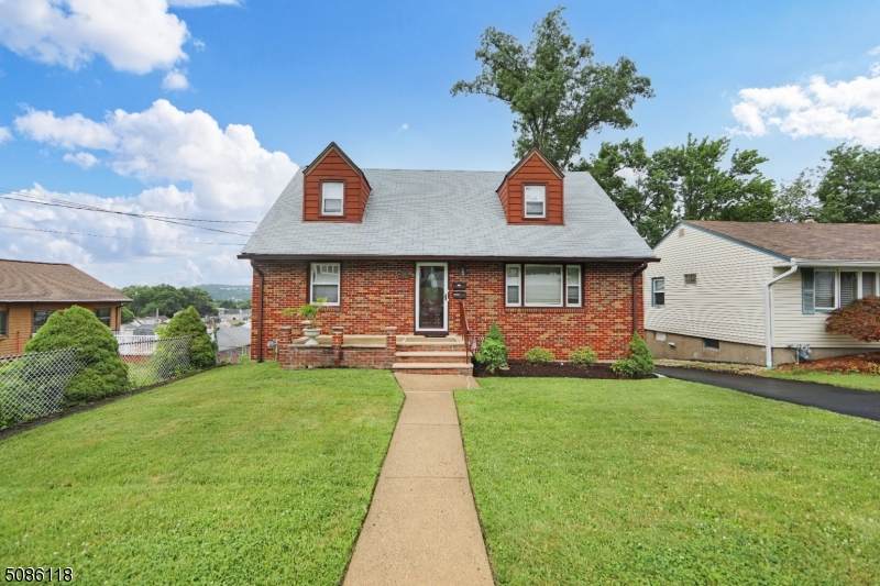 163 Sutton Ave - Photo 1