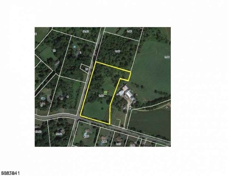 133 Cemetery Hill Rd - Photo 1