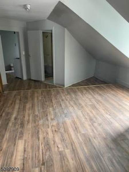 113 Lyon St - Photo 1