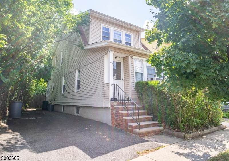 538 Chestnut St - Photo 1