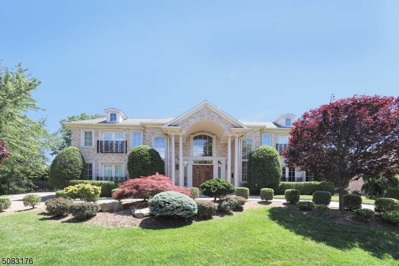 45 Lynn Dr - Photo 1
